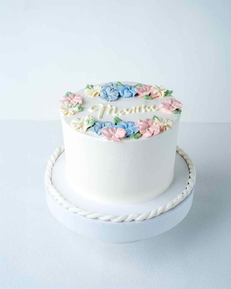 1Kg Mama Cake by Cravings Café - Image 2