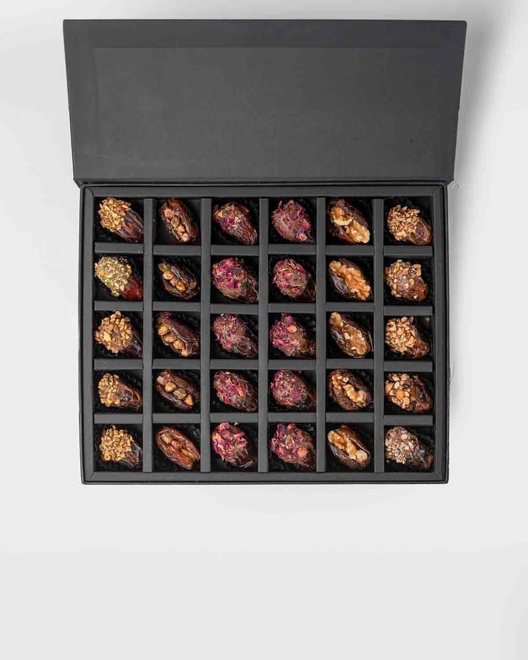 Premium Chocolate Dates 30pcs Gift Box - Image 2