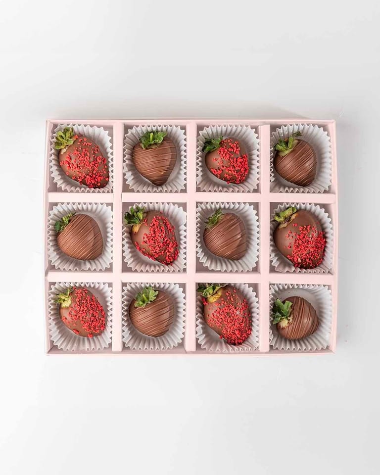Milk chocolate Strawberries '24 - Image 2