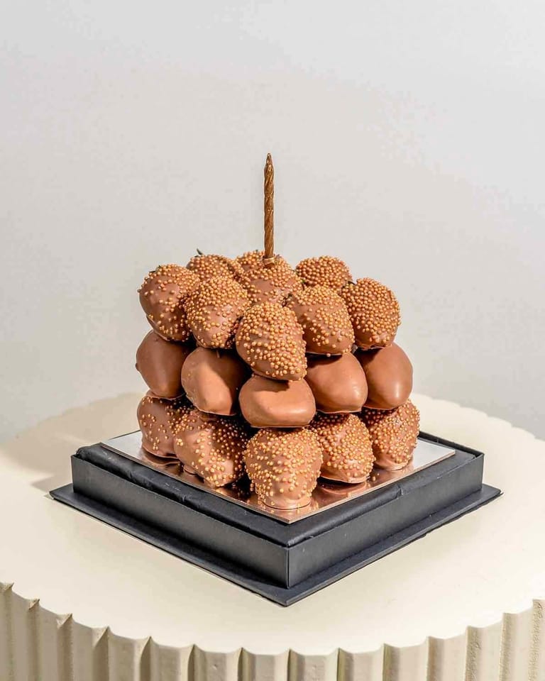27 Milk Chocolate Strawberries Cube by - Image 1