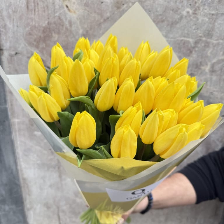 Ramo de tulipanes Amarillo - Image 2