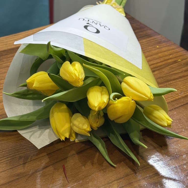 Ramo de tulipanes Amarillo - Image 9