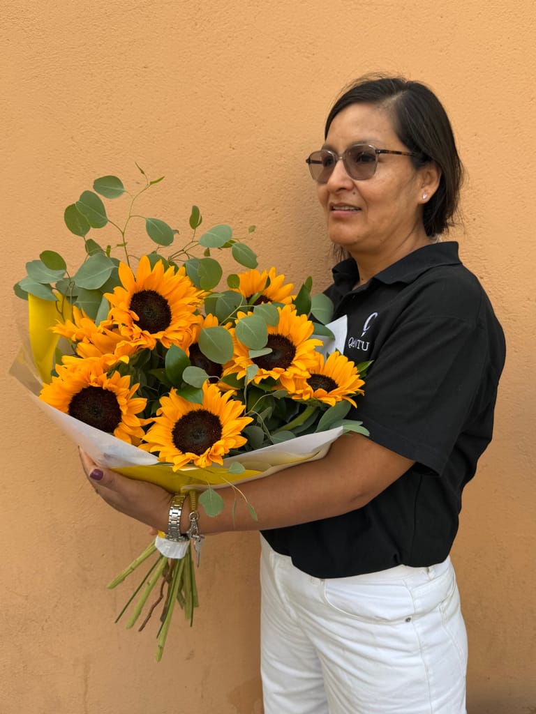 Ramo de Girasoles - Image 3