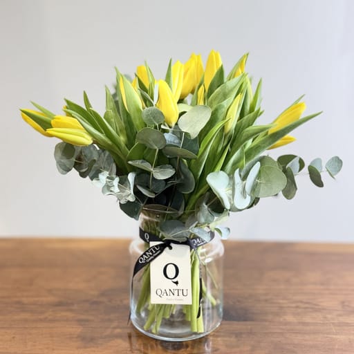 JARRÓN DE TULIPANES AMARILLO
