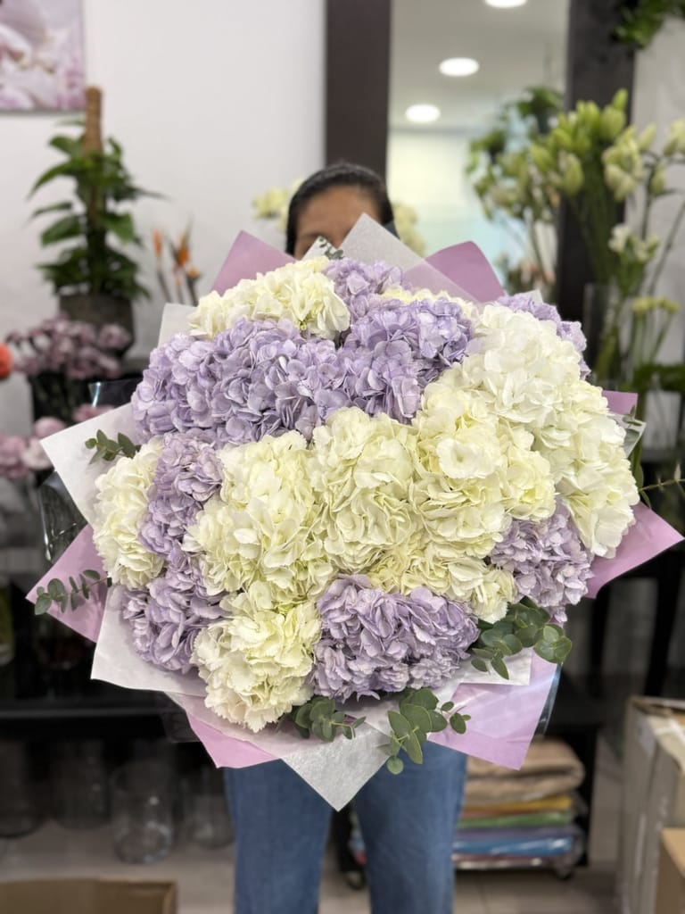 White Lamp; Lavander - Image 1