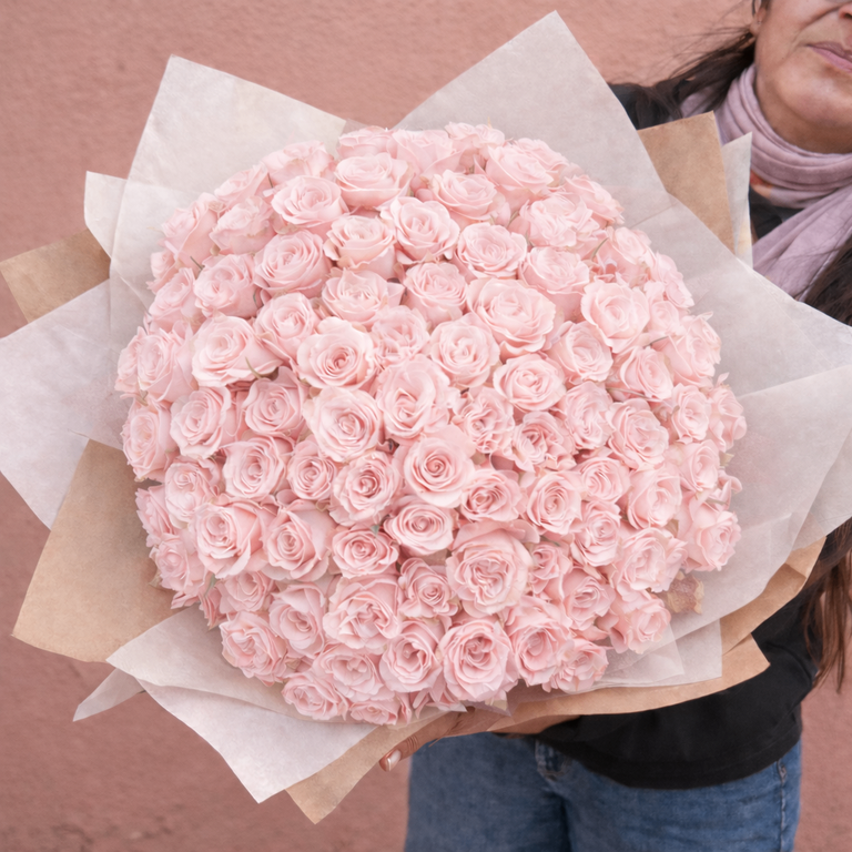 Ramo 101 Rosas Rosas – Elegancia y Dulzura Infinita - Image 1