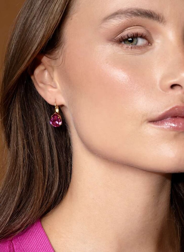 Mini Drop Clasp Earrings Dark Rose - Image 2