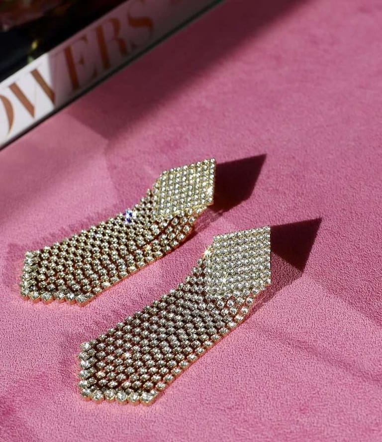 Jodie Clip Earrings Crystal - Image 3