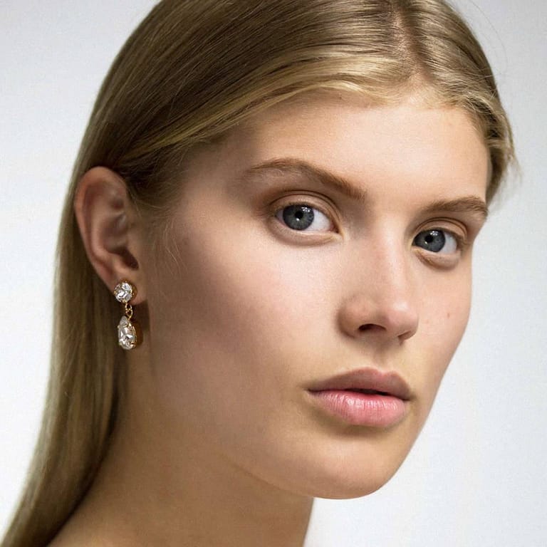 Mini Drop Earrings Crystal - Image 4