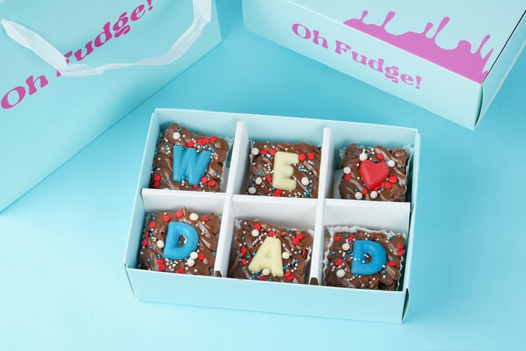 We ❤️ Dad - Box Of 6 - Image 1