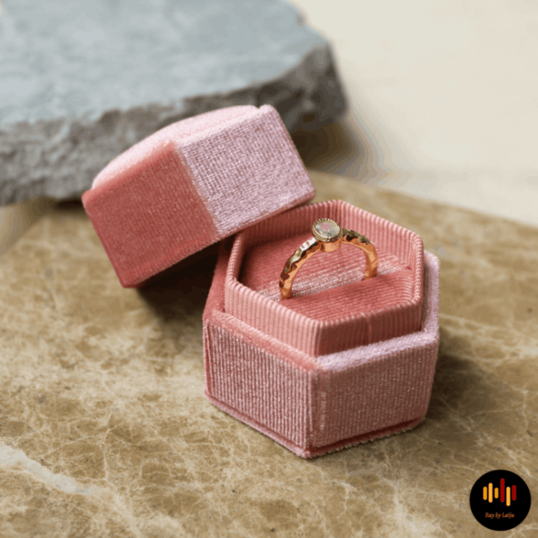 Golapi Velvet Box (only box) - Image 1