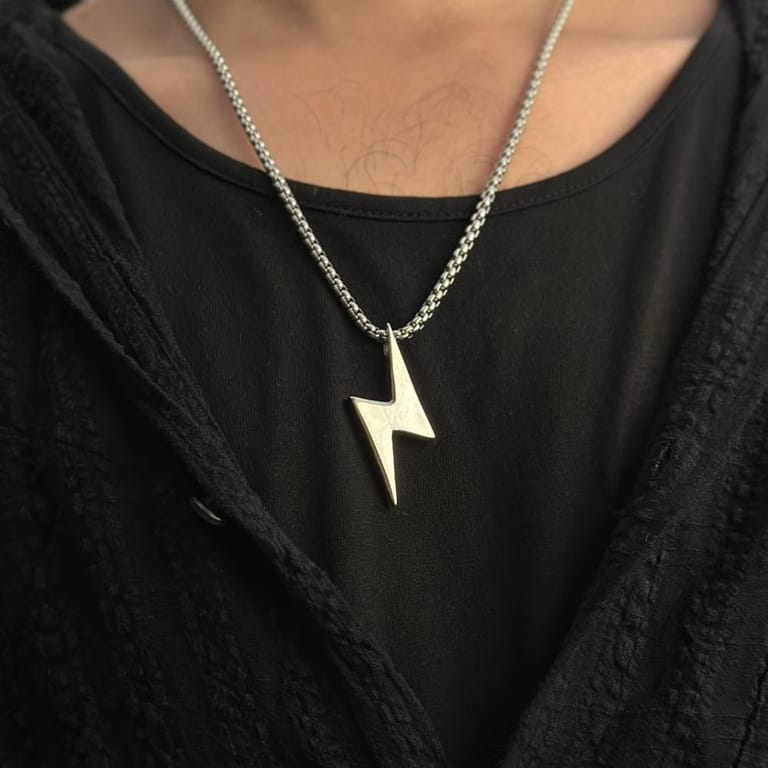 Flash Design Pendant Titanium Steel Necklace - Image 1