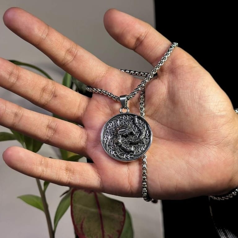 Venom Design Pendant Titanium Steel Necklace - Image 2