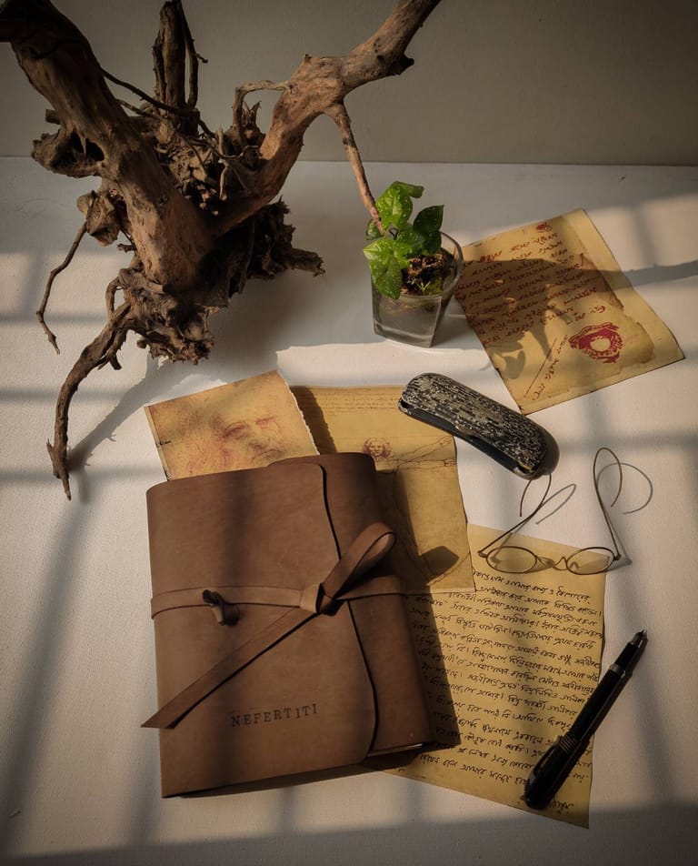 Knotted Vintage Diary - Image 3