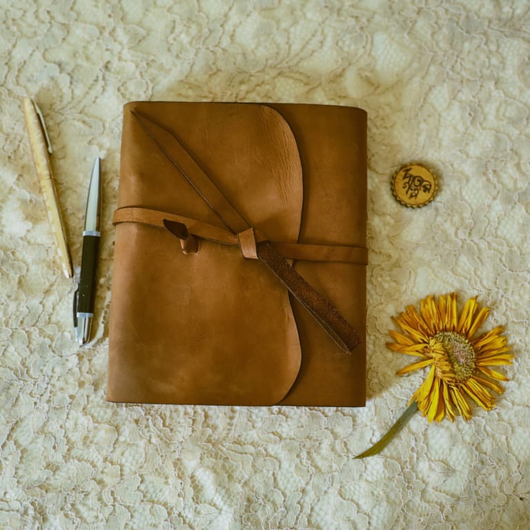Knotted Vintage Diary - Image 2