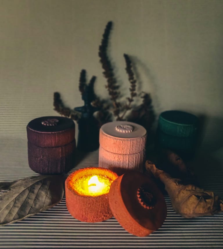 Royal Candle - Image 1
