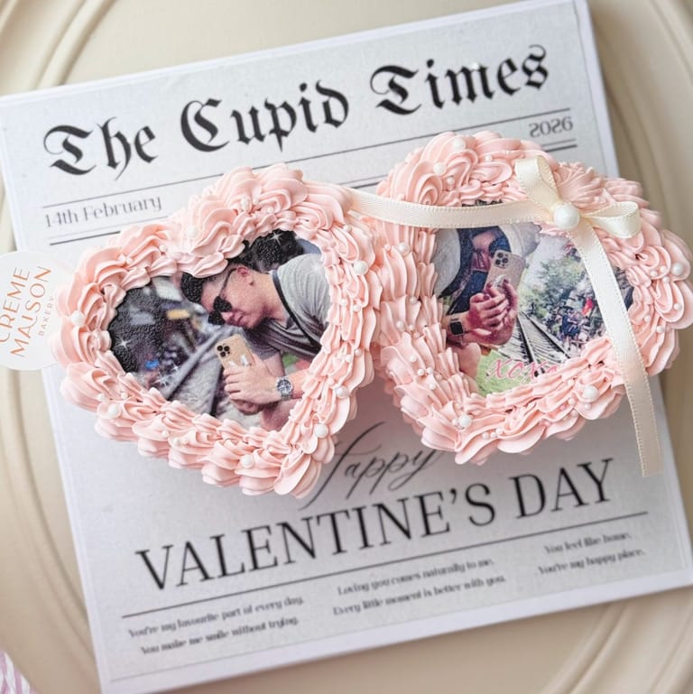 Cupid Locket – Valentine’s day cake