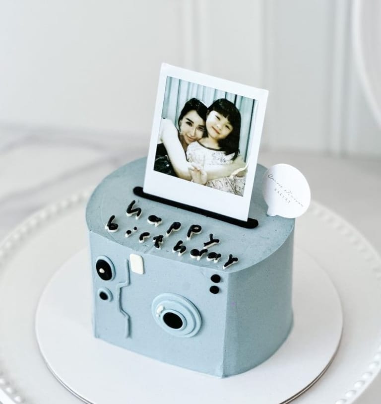 Polaroid Edible Image Cake
