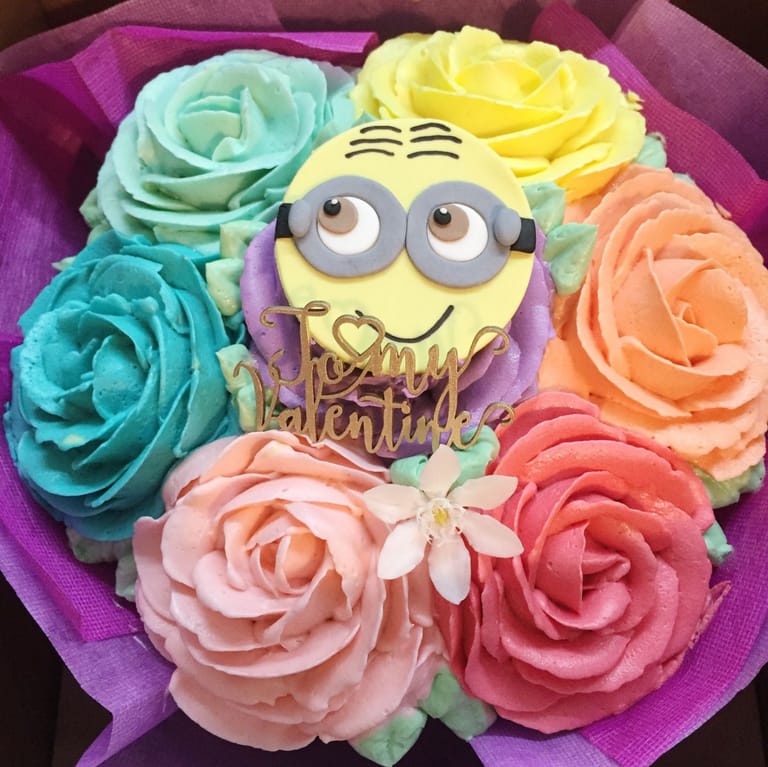 Customised Character Bouquet – Flower Cupcake Bouquet