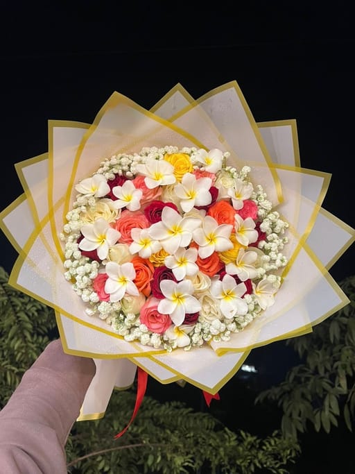 Premium Fresh Rose with  Kathgolap Bouquet