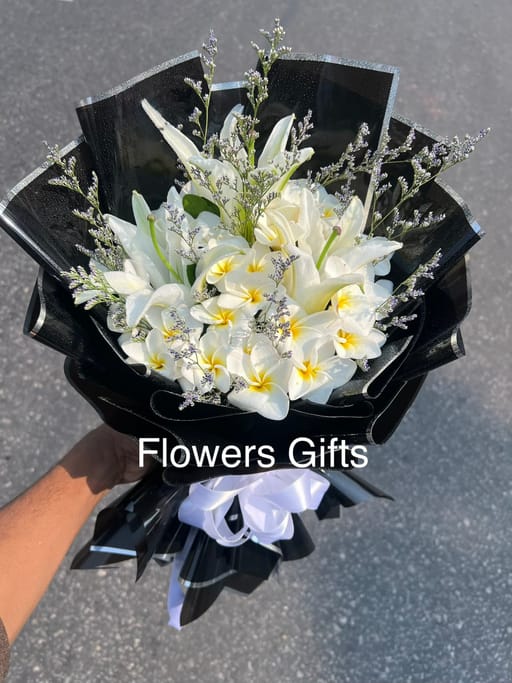 Premium Fresh Kathgolap With Lily Bouquet