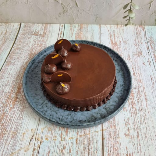 Dutch Truffle Cake (Eggless)