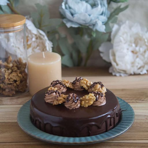 Walnut Dutch Truffle Cake (Eggless)