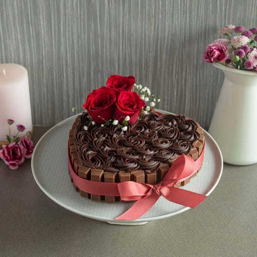 Chocolate KitKat Heart Shape Cake with Red Rose (Eggless)