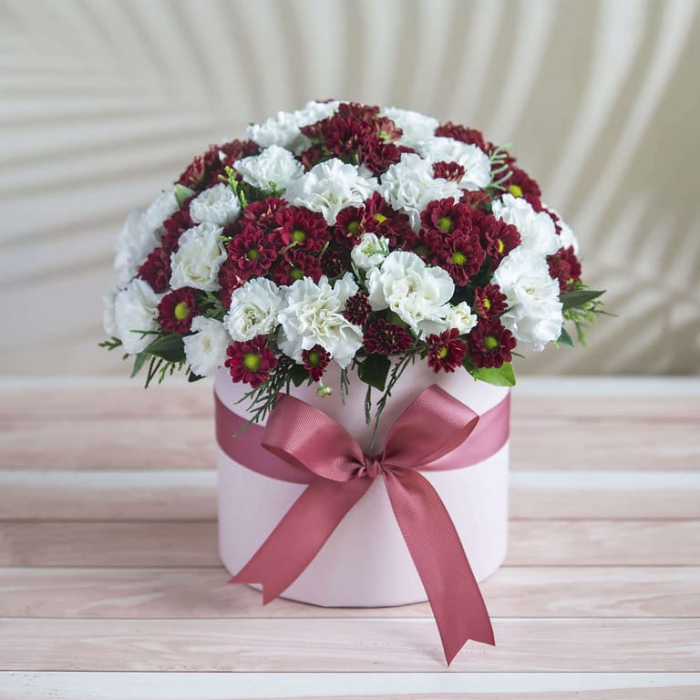 Beautiful Box Of Chrysanthemum And White Spray Carnations - Image 1