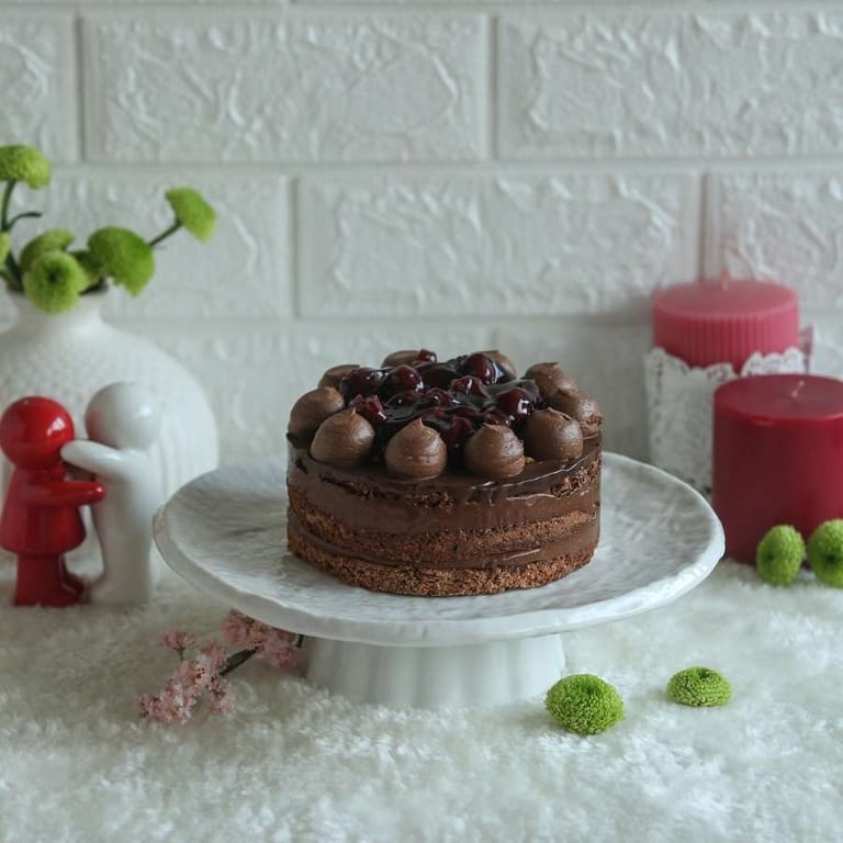 Cherry Dacquoise Cake (Eggless) - Image 1