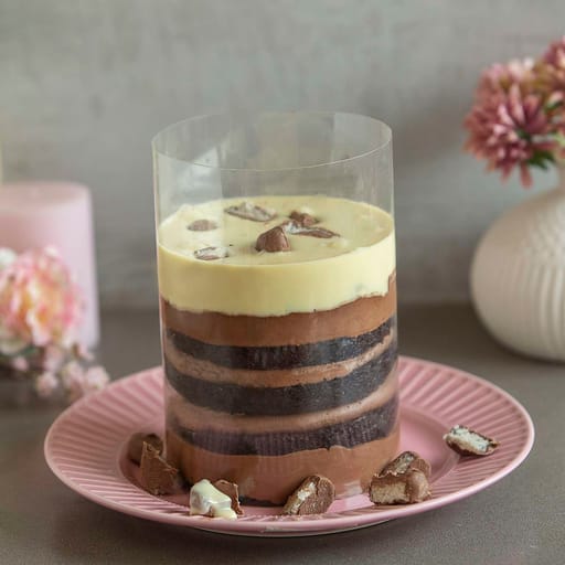 Chocolate Bounty Pull Me Up Cake (Eggless)