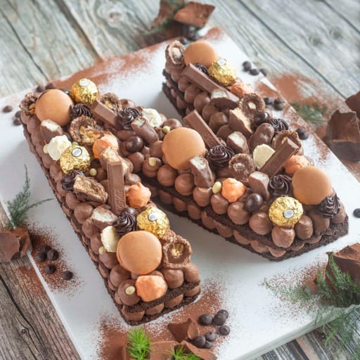 Cake N ( Almond Chocolate, Chocolate Fudge, Belgium Ganache)