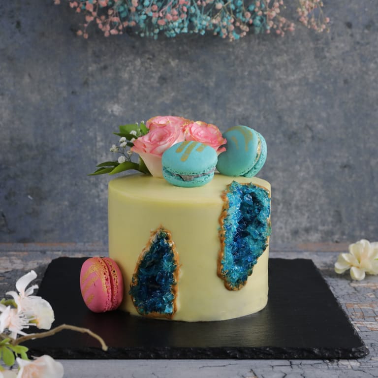 Sapphire Geode Cake With Macaroons And Fresh Flowers - Image 1