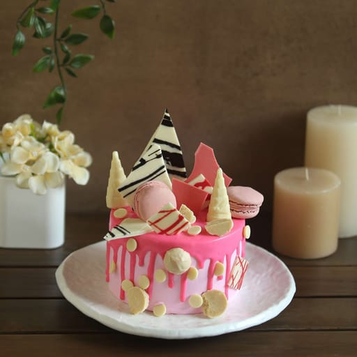 Pink Blush Macaron & White Chocolate Cake 900 gms (Eggless)