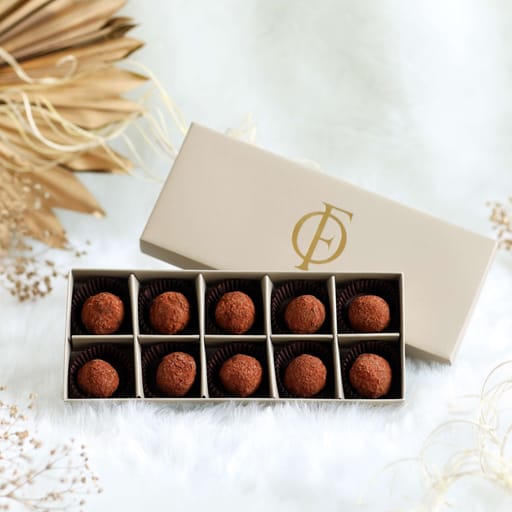 Box of 10 Cocoa Truffles (Eggless)