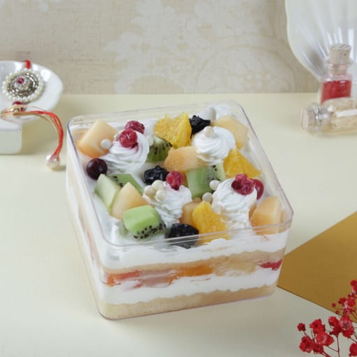 Mixed Fruit Box Cake 300 gms (Eggless)