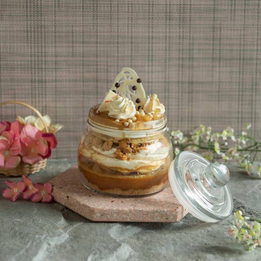 Apple and Caramel Sauce Jar	400 gms (Eggless)