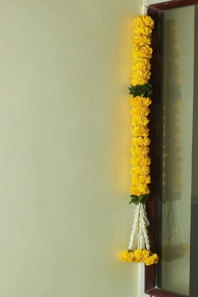 Marigold & green Latkan - Image 1