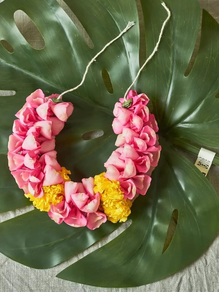 Pink Yellow Gajra - Image 1