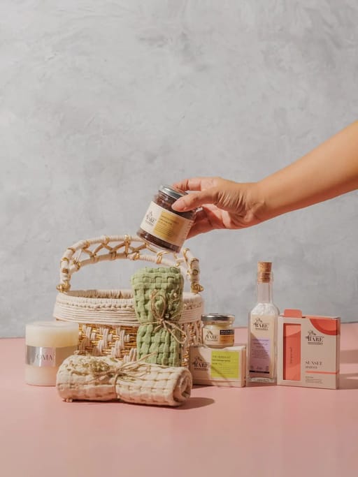 Bath n Body Glam Hamper