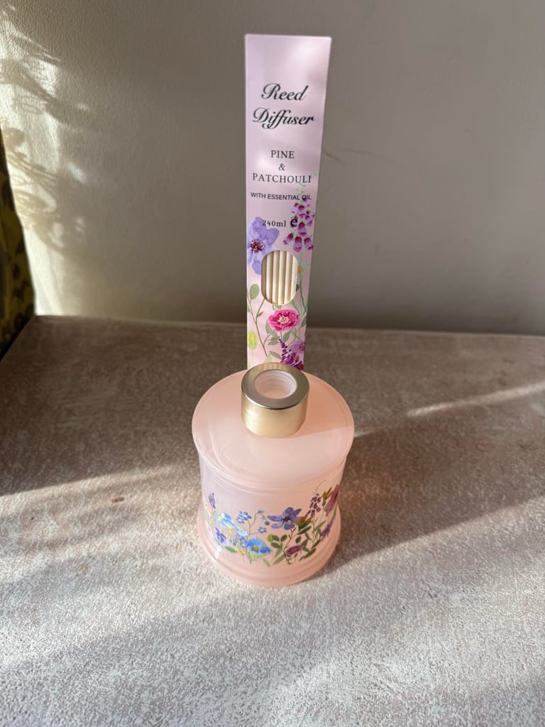 Elegance Botanique Reed Diffuser – 240ml - Image 2