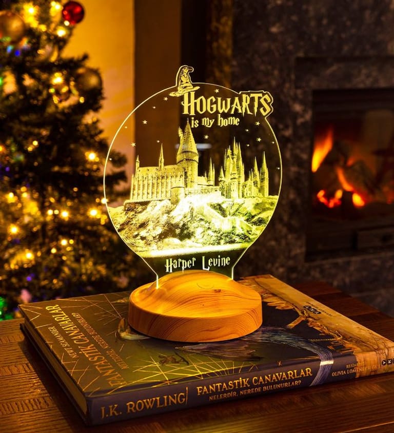 Hogwarts Personalized Lamp