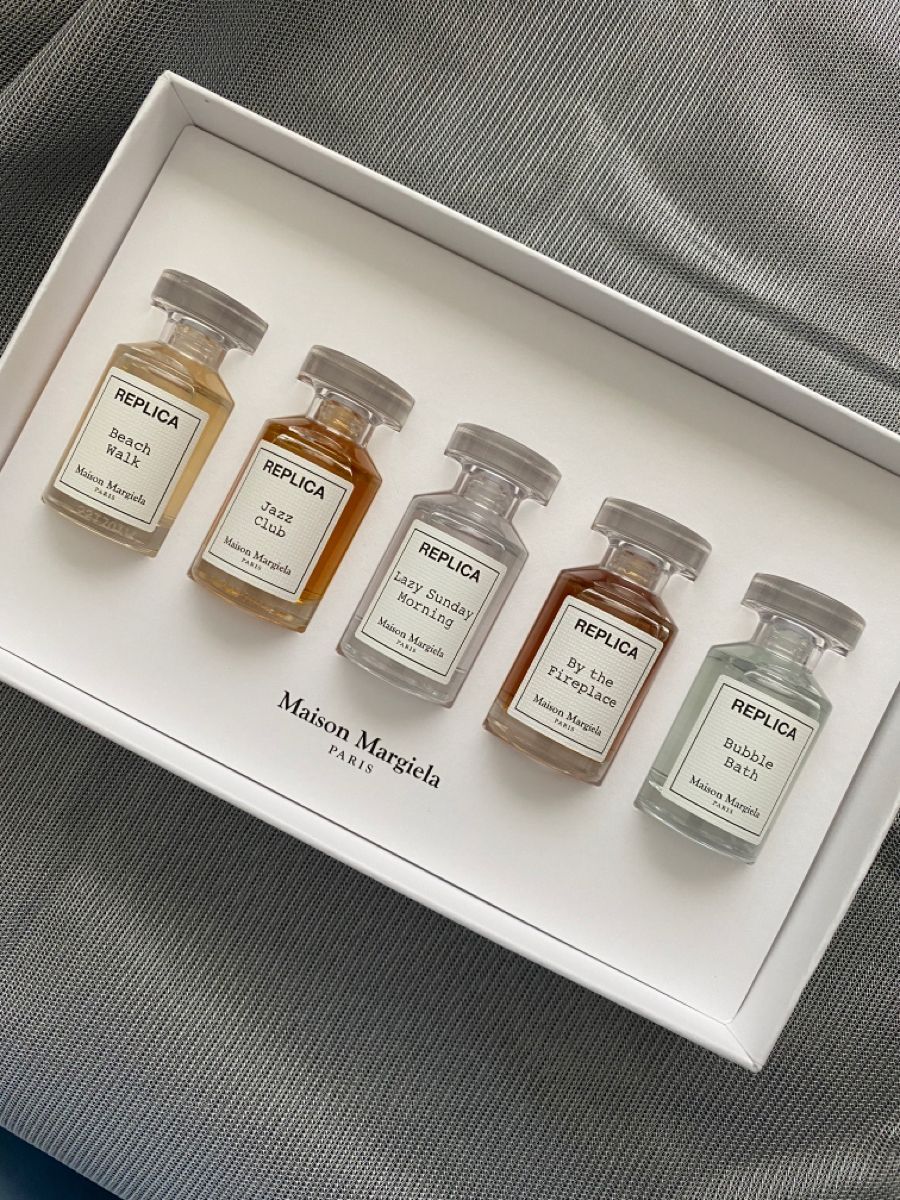 Compact Perfume Set
