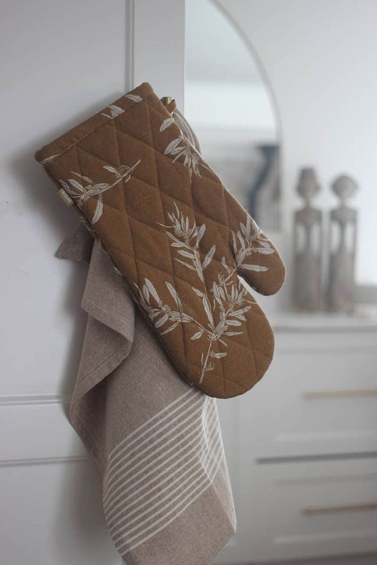 apron mitts