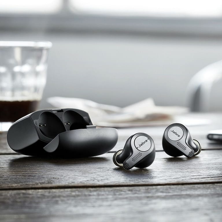  Wireless Earbuds