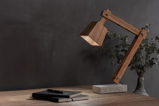 desk lamp