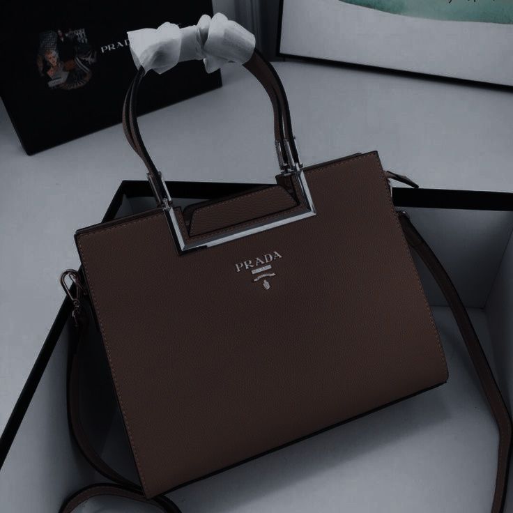 Elegant Handbag