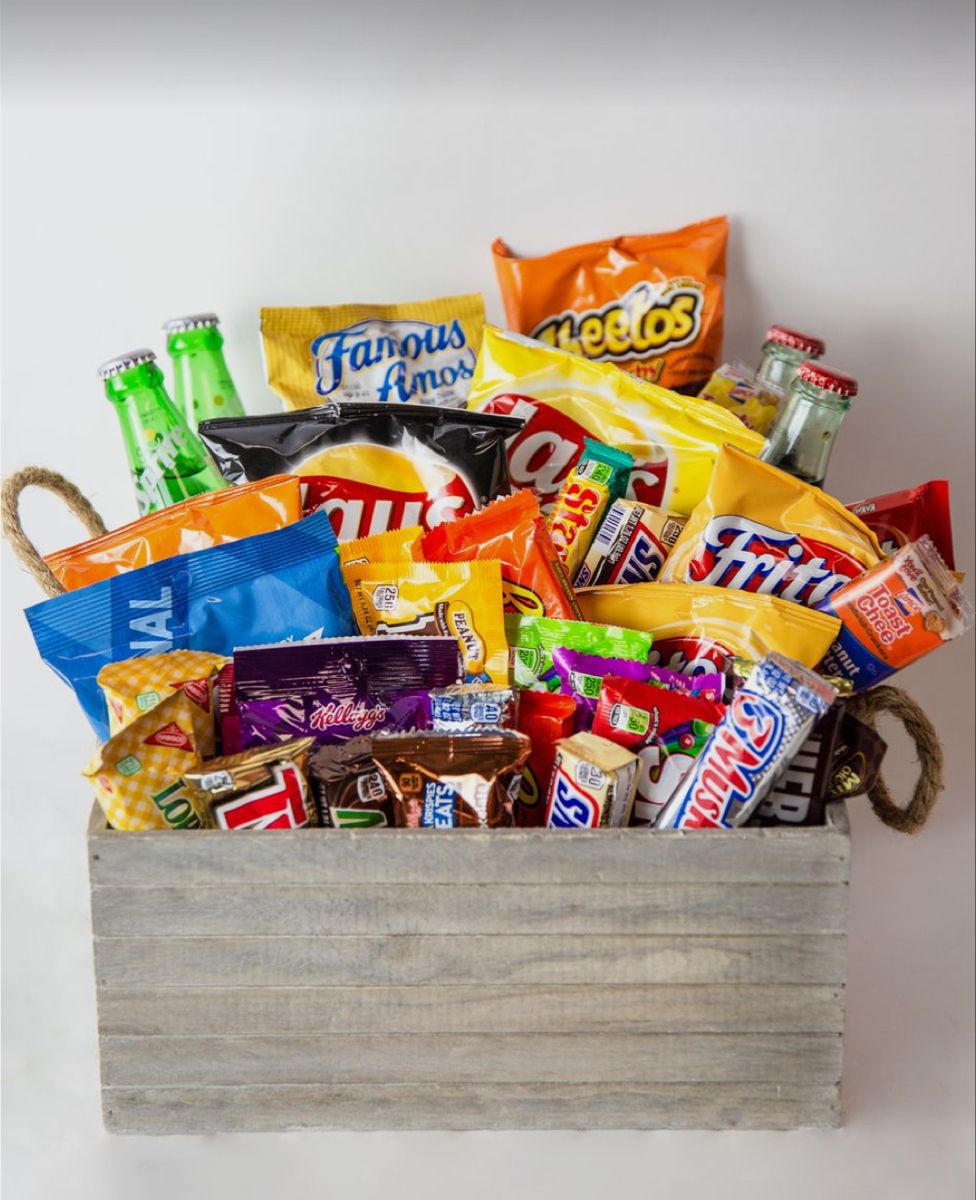  Snacks Gift Basket