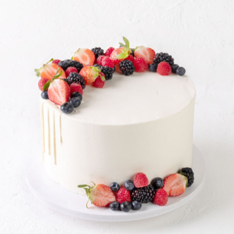 Fresh Berries Cake - Image 1