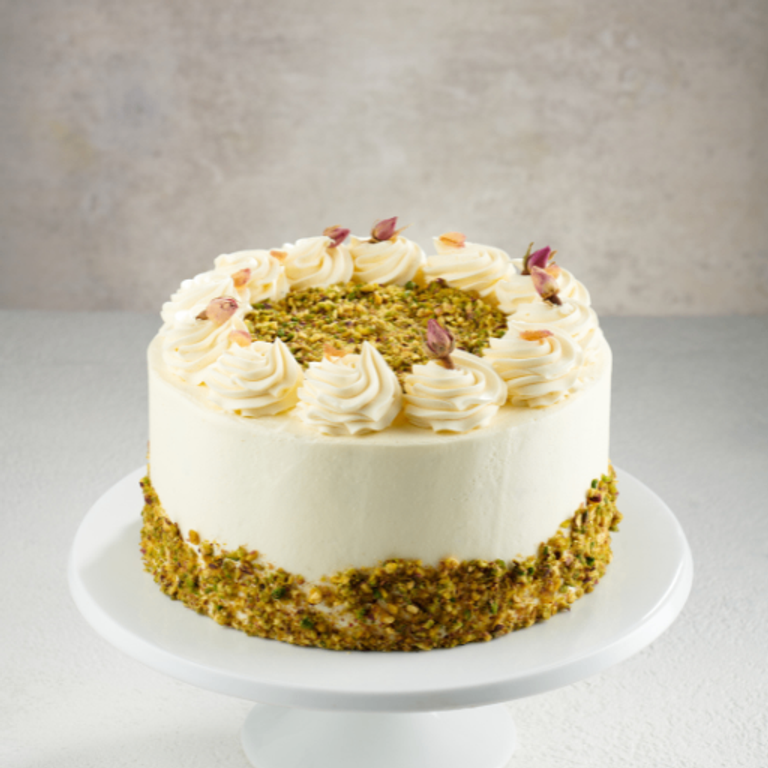 Green Velvet Pistachio Cake - Image 1